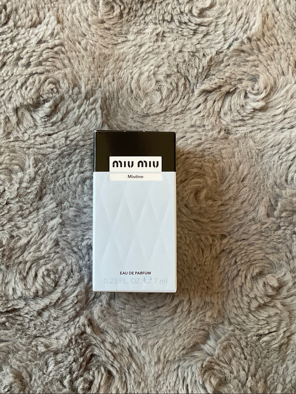 Miu Miu Miutine Eau de Smell Good Mini in White and Black Packaging